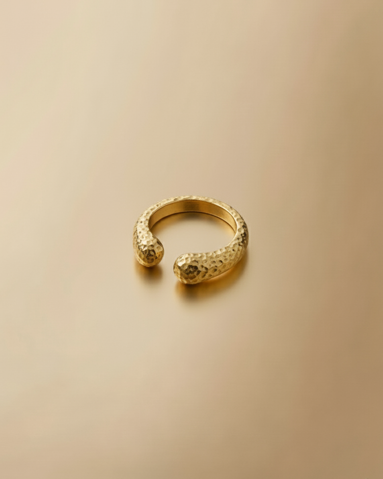 Mukiri Brass Ring