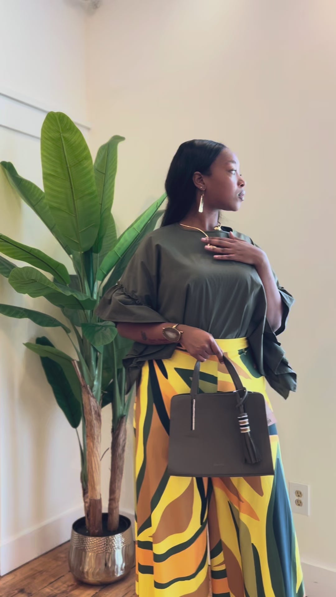 side-frill-kaftan-top-hunters-kelemi pants-video